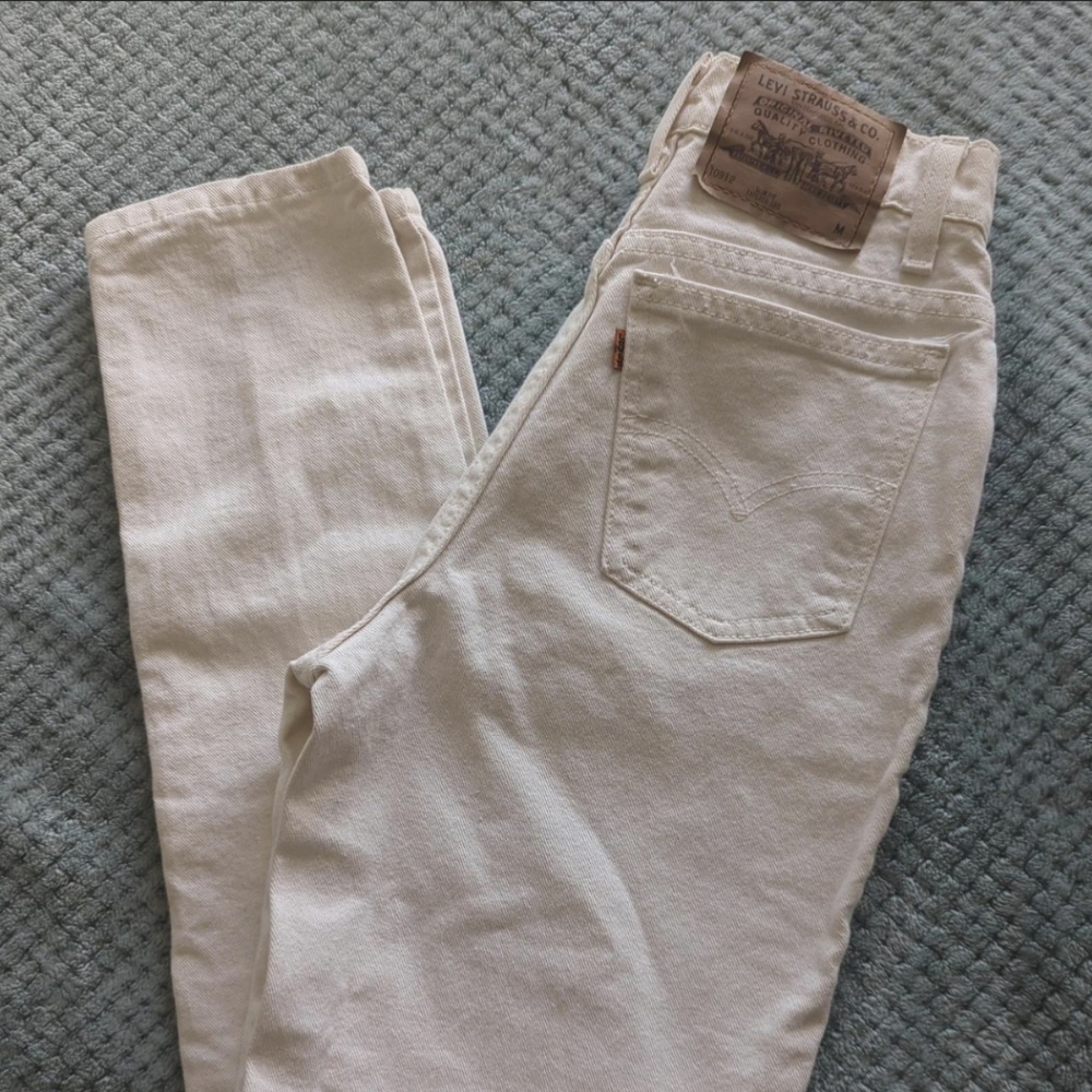 Vintage orange tag white 912 Levi's jeans size 3